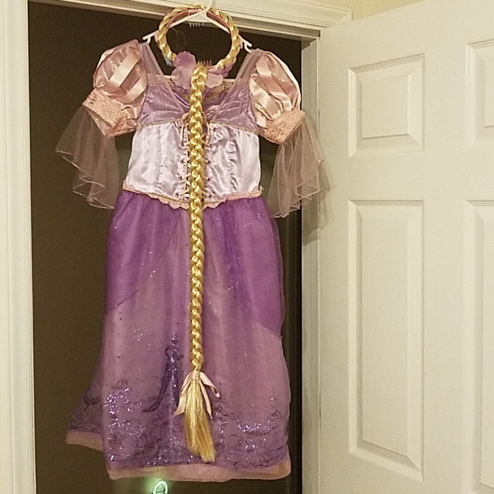 Disney Princess Gown and Hairpiece Size 7/8
